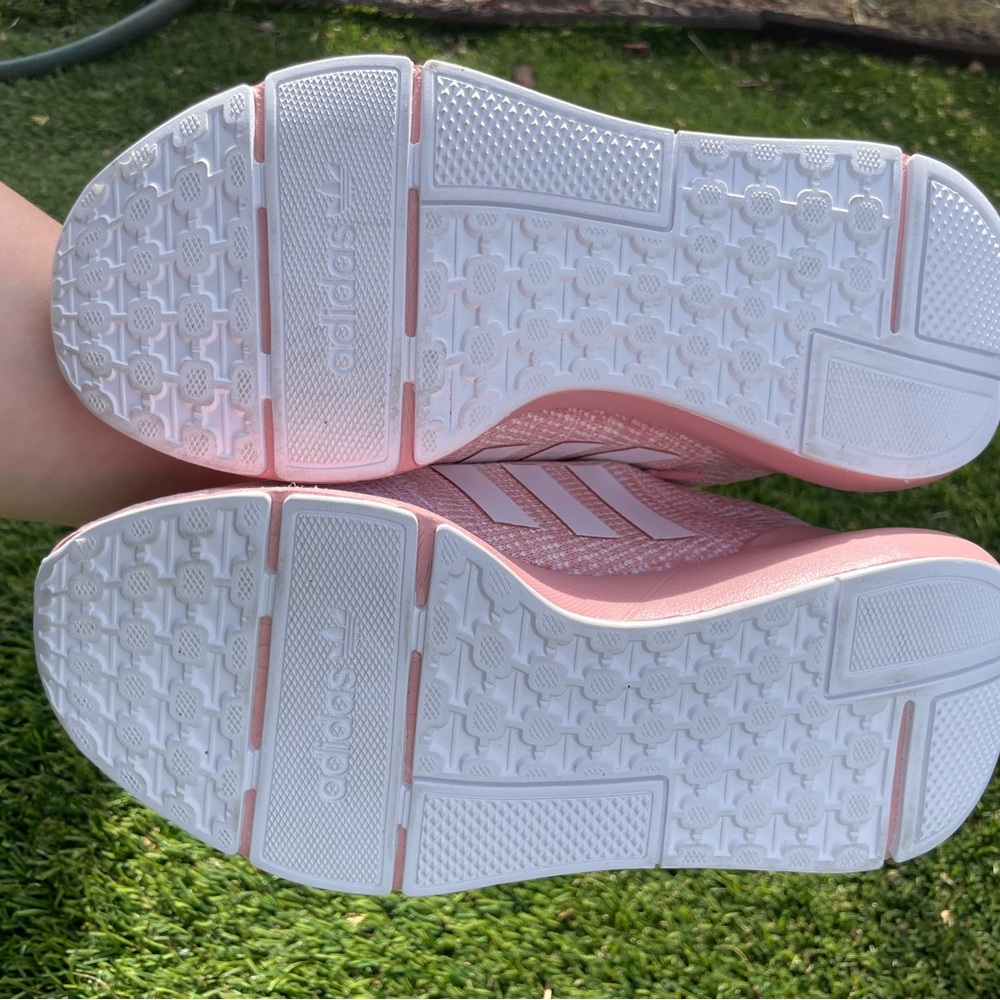 Addidas SWIFT RUN - Picture 3 of 4